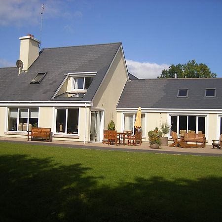 Camillaun Lodge With Lough Corrib Boat Hire Oughterard Exterior foto