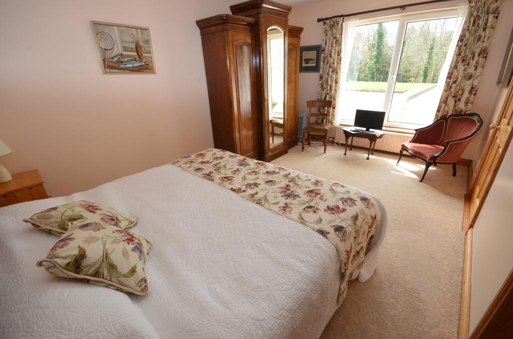 Camillaun Lodge With Lough Corrib Boat Hire Oughterard Zimmer foto