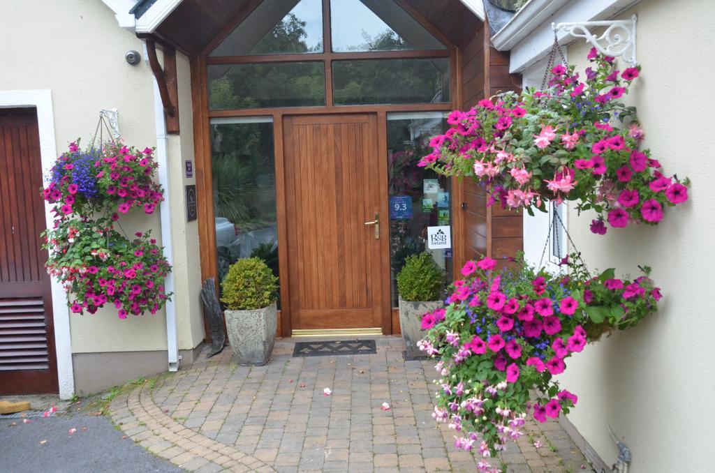 Camillaun Lodge With Lough Corrib Boat Hire Oughterard Exterior foto