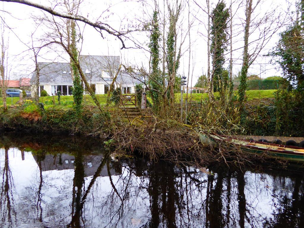 Camillaun Lodge With Lough Corrib Boat Hire Oughterard Exterior foto
