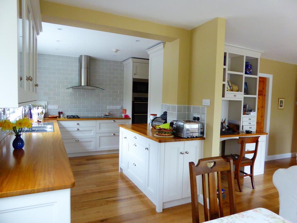Camillaun Lodge With Lough Corrib Boat Hire Oughterard Exterior foto