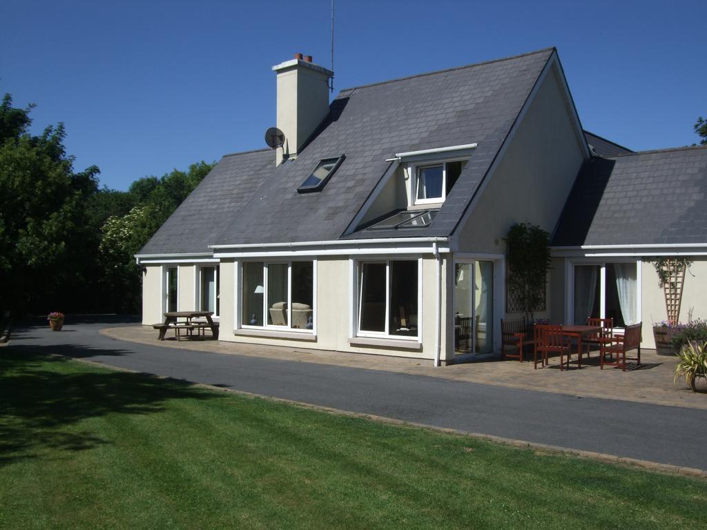 Camillaun Lodge With Lough Corrib Boat Hire Oughterard Exterior foto