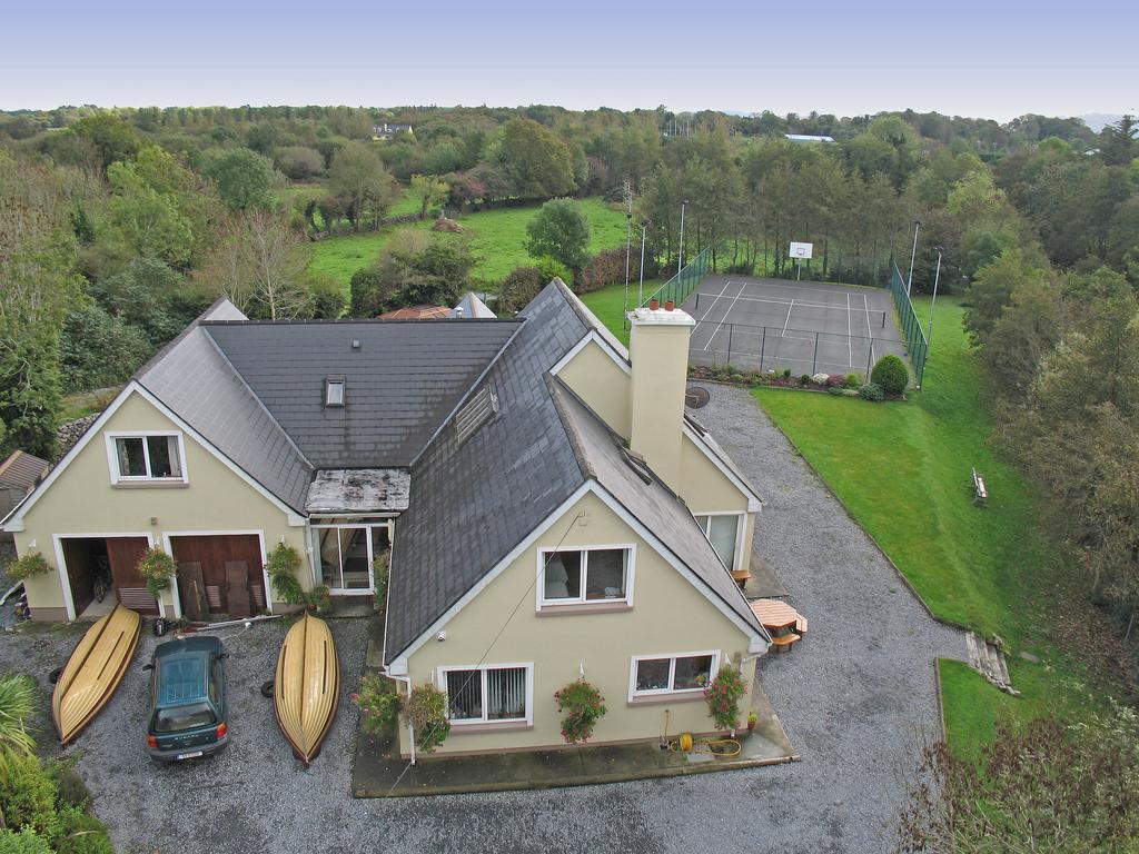 Camillaun Lodge With Lough Corrib Boat Hire Oughterard Exterior foto