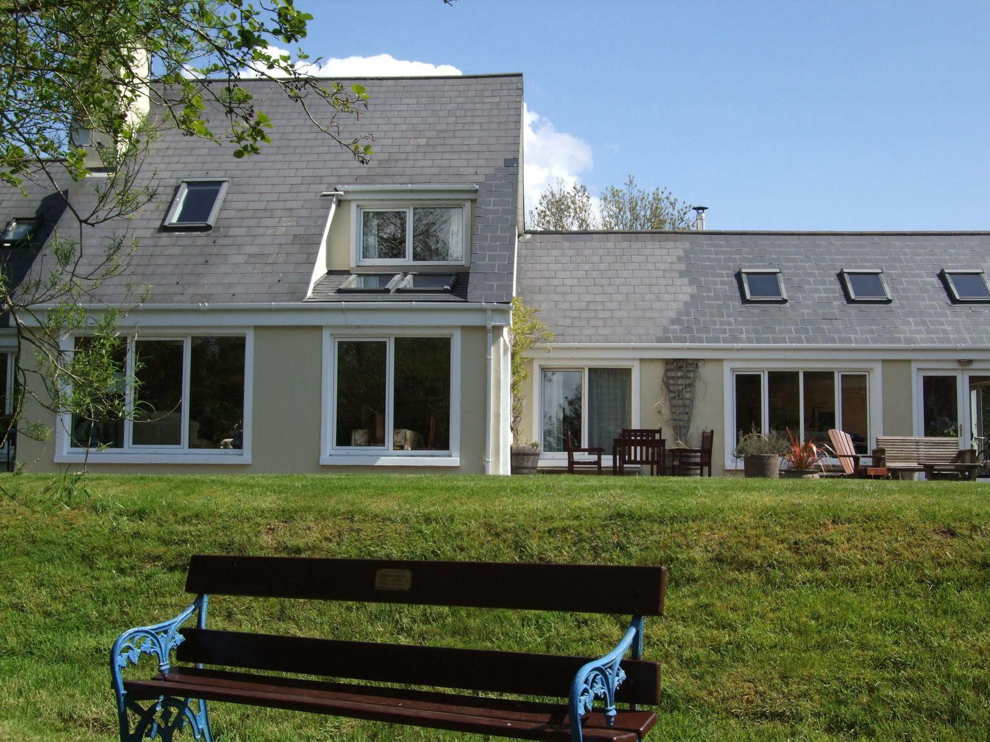 Camillaun Lodge With Lough Corrib Boat Hire Oughterard Exterior foto